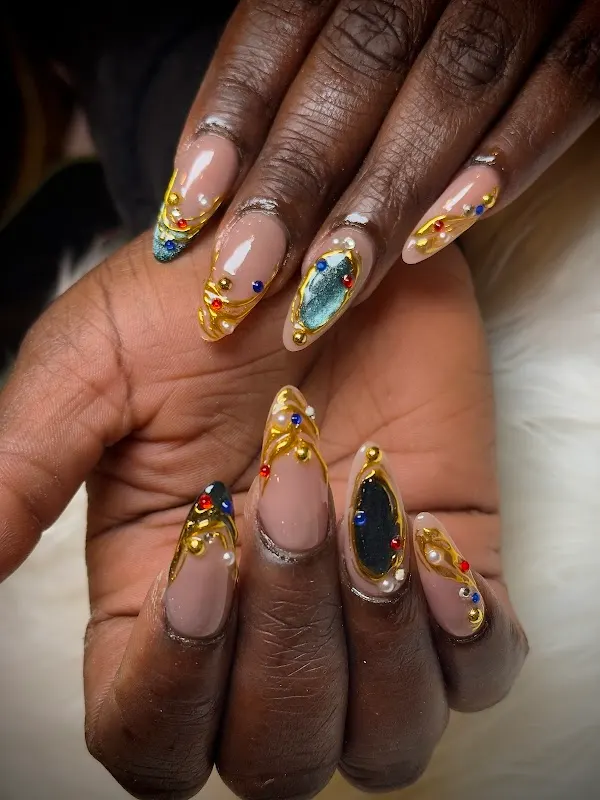 LV Nails — Nail salon in St Robert