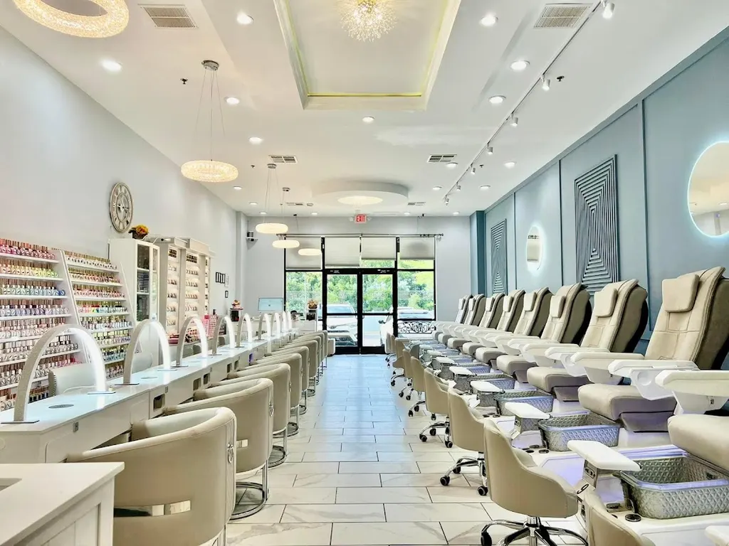 SOHO NAILS SPA — Nail salon in Wilson