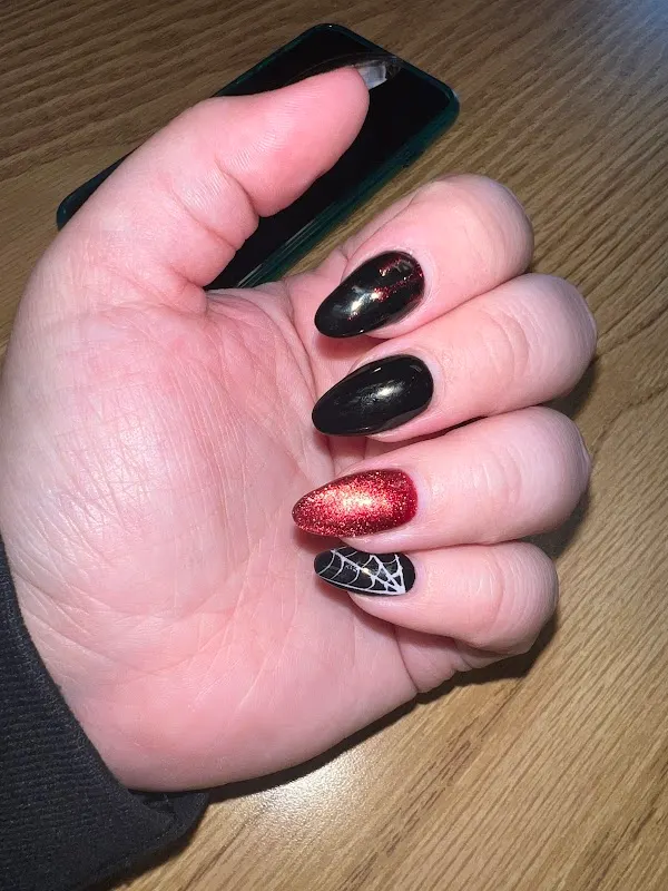Bellavan Nail Lounge — Nail salon in Frankfort