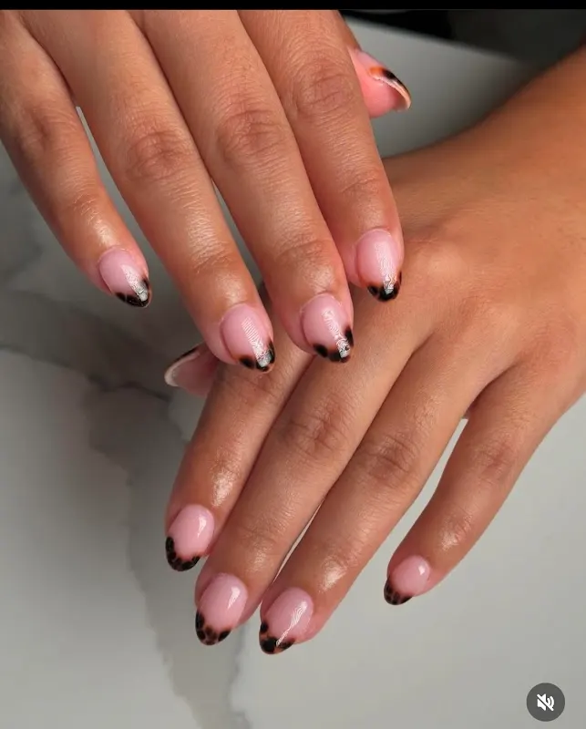 LEVEL Nail Lounge — Nail salon in Pembroke Pines