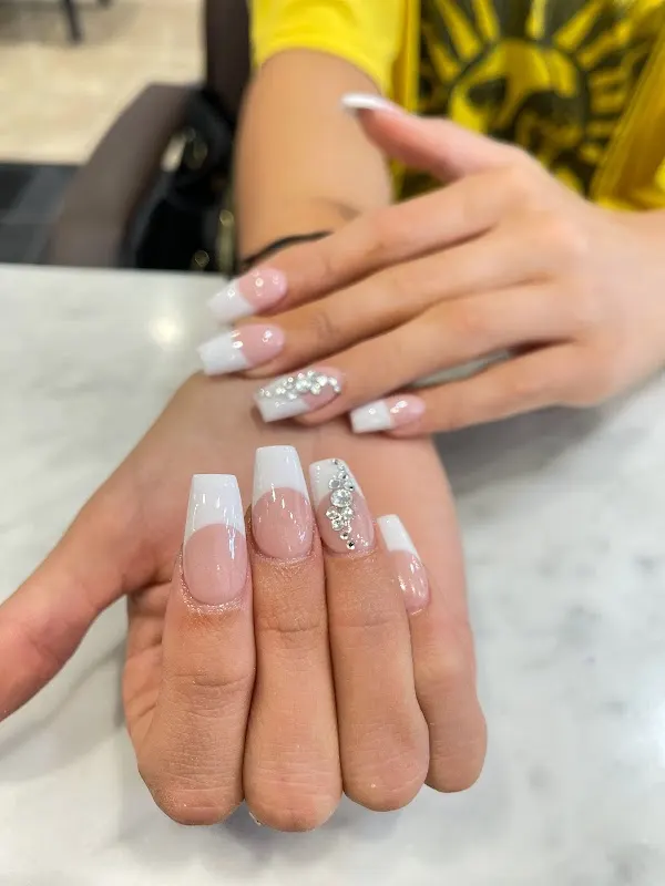 Mani Nail Spa — Nail salon in Bethel Park
