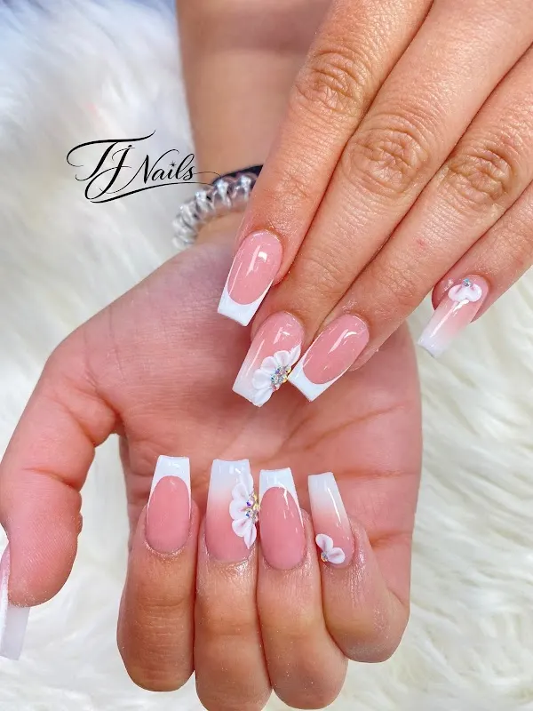 TJ Nails — Nail salon in Lebanon