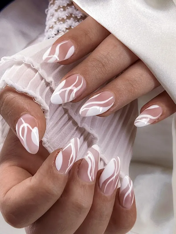 US Nails — Nail salon in Vernon