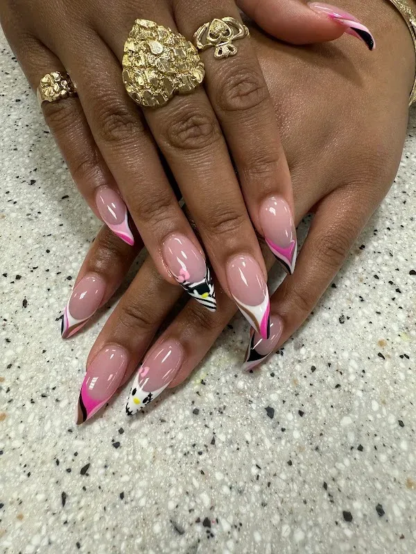 Best Nails — Nail salon in Winston-Salem
