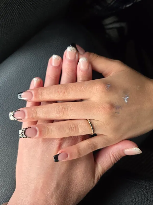 Allure nails & spa — Nail salon in Joplin