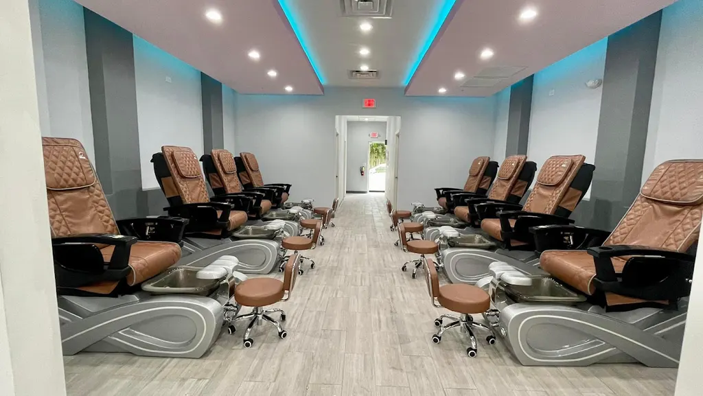 Lush Nail Bar — Nail salon in Greenacres