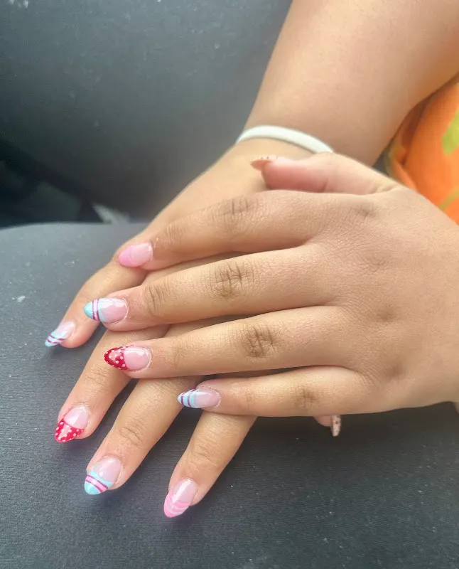 Pro Nails — Nail salon in Traverse City