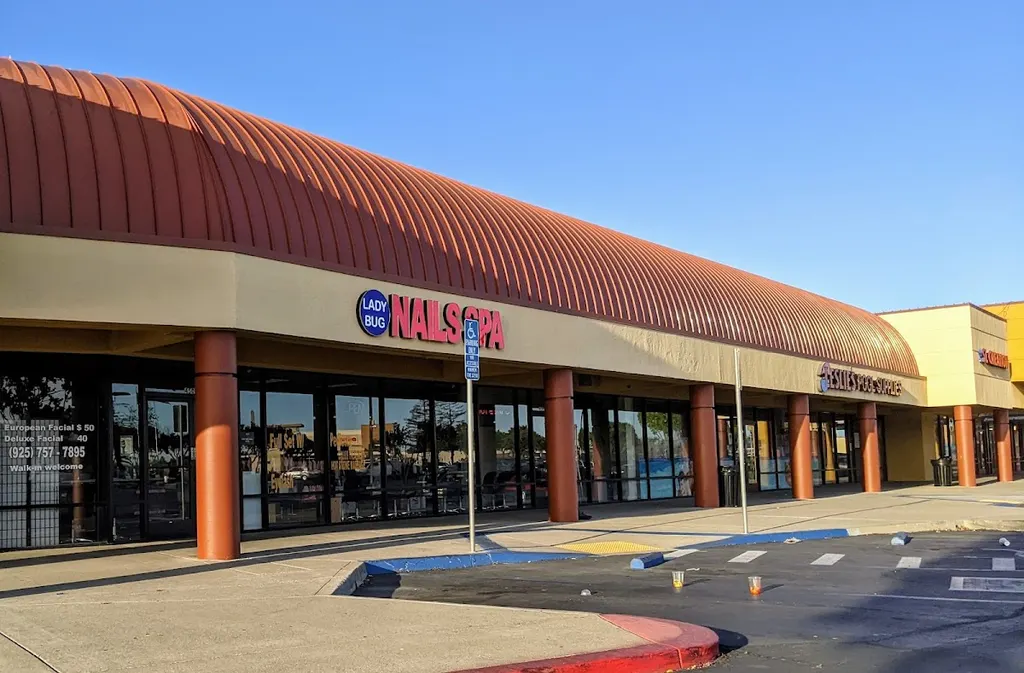 Ladybug Nails & Spa — Nail salon in Pittsburg