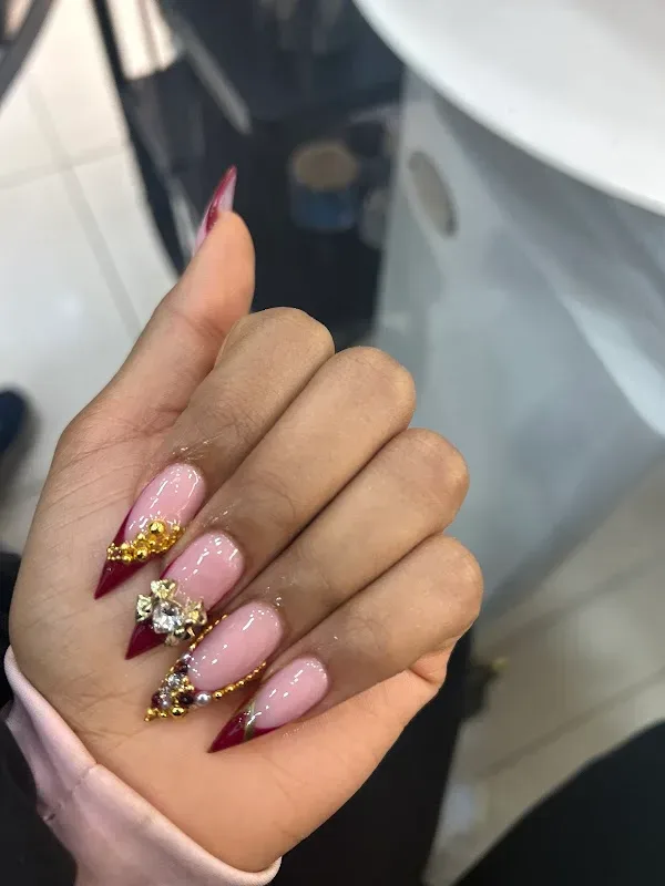 Nails 4 U — Nail salon in Birmingham