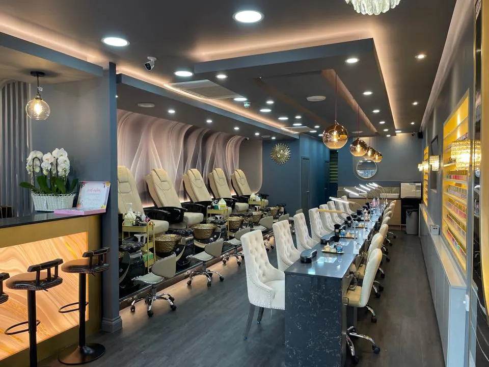 Grand Lux Nail Spa — Nail salon in Reading