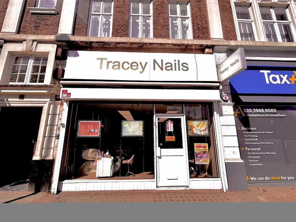 Tracey Nails — Nail salon in London