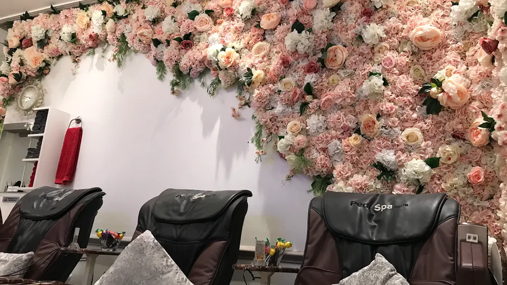 Fine Nails — Nail salon in London