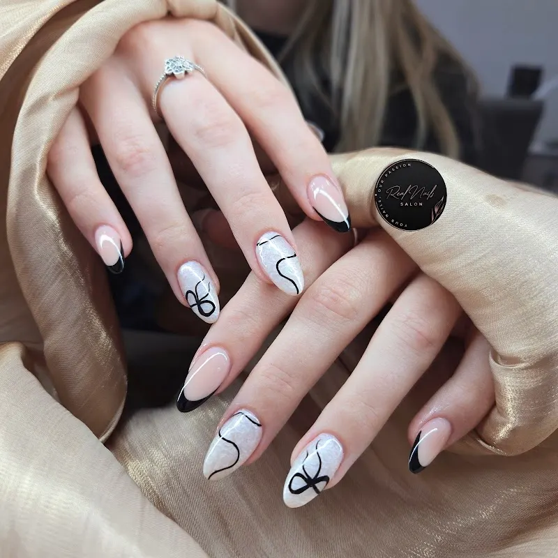 Real Nails — Nail salon in Niles