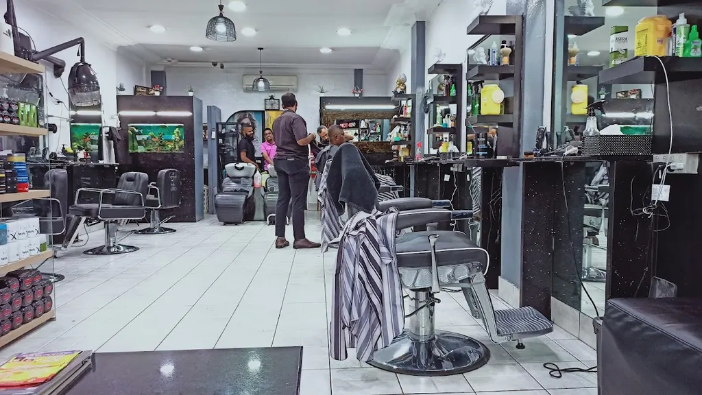 Ceylon Cut - Pendle Hill — Hair salon in Pendle Hill