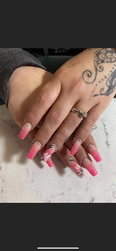 Glamour Nails — Nail salon in York