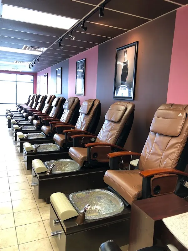 Bali Bar Nails & Spa — Nail salon in Omaha