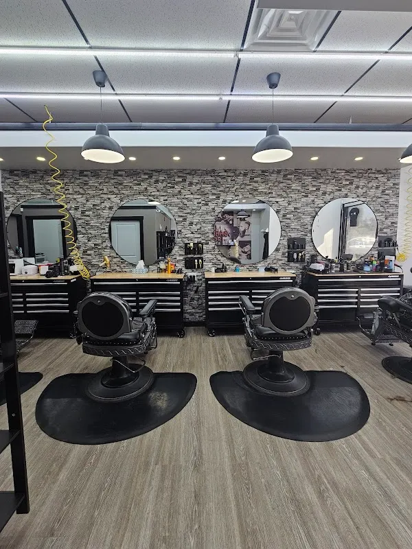 Barber aa — Barber shop in Edmonton