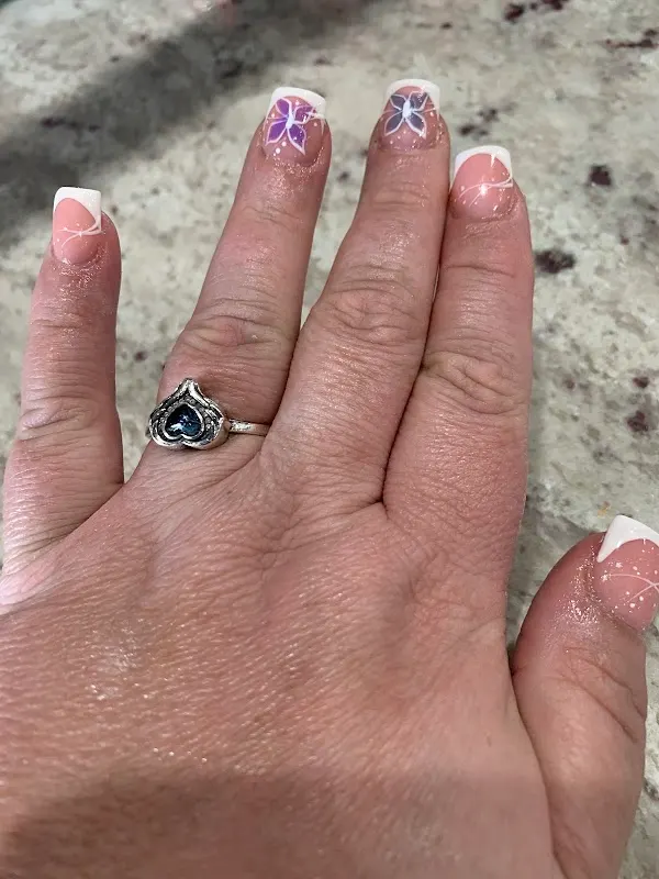 Nails 2K — Nail salon in Midwest City