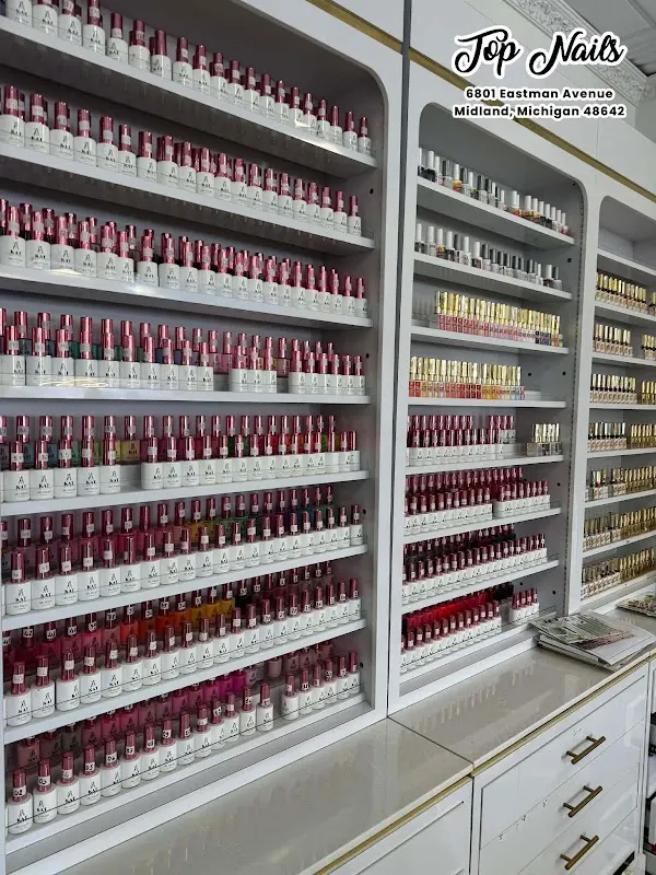 Top Nails — Nail salon in Midland