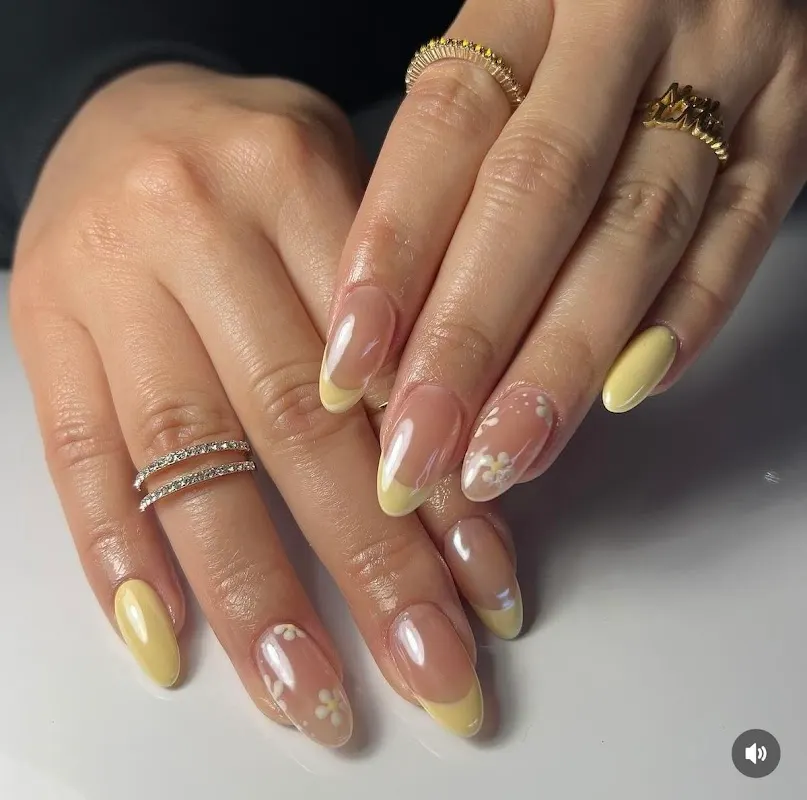 Hollywood Nail Salon, Lancaster, SC — Nail salon in Lancaster