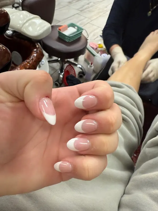 PT Nails — Nail salon in Forest Lake