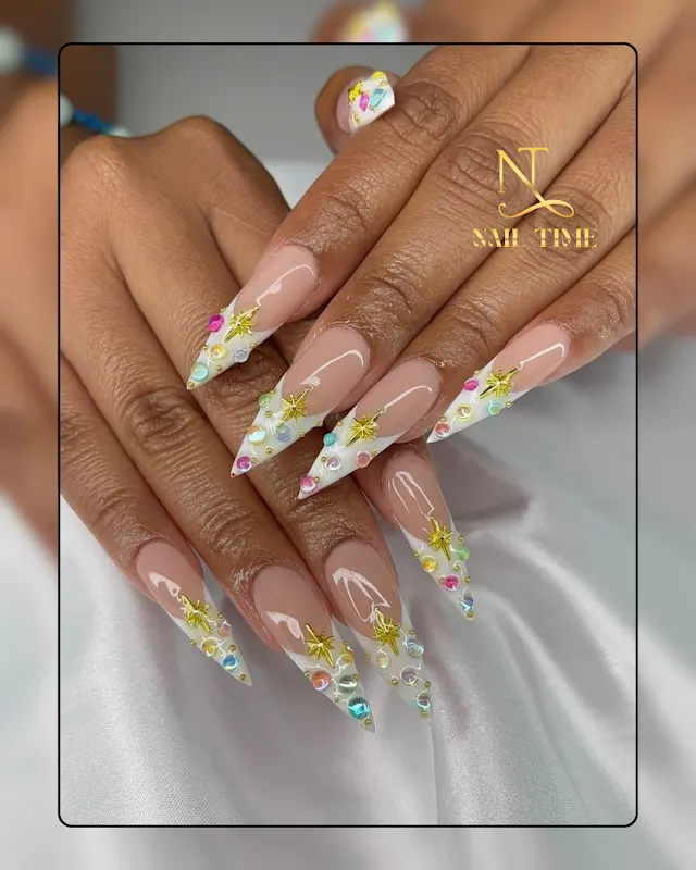 Nail Time — Nail salon in Los Angeles