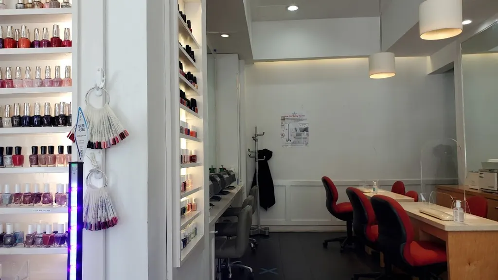 Nail Stage — Nail salon in New York