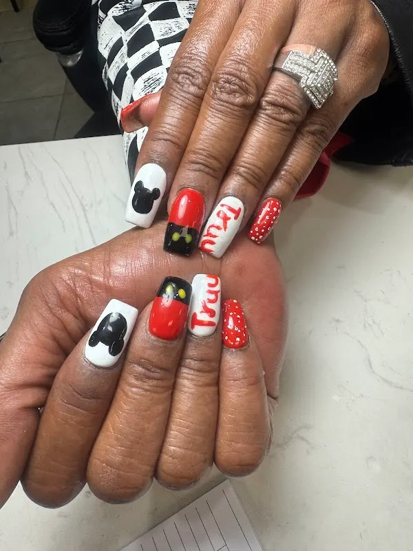 Jenny's Nails — Nail salon in Buffalo