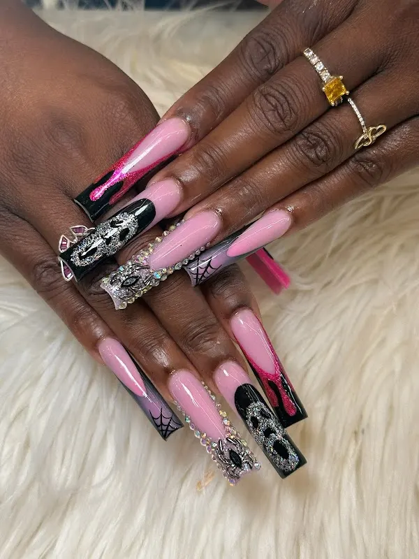 Chic Nails Lounge — Nail salon in Irving