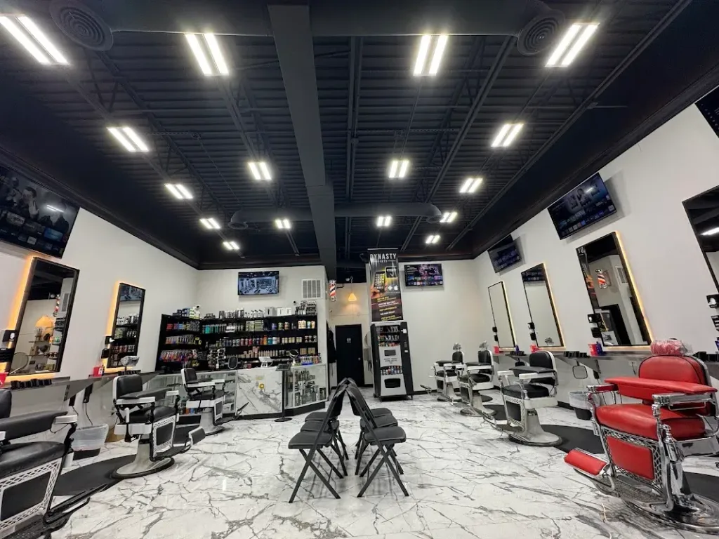 Dynasty Cuts — Barber shop in Harvey