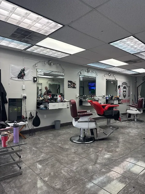Zine Barber Shop — Barber shop in Temple Terrace