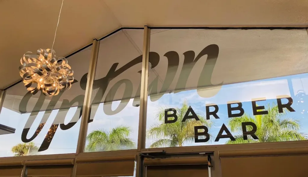 Uptown Barber Bar — Barber shop in St. Petersburg