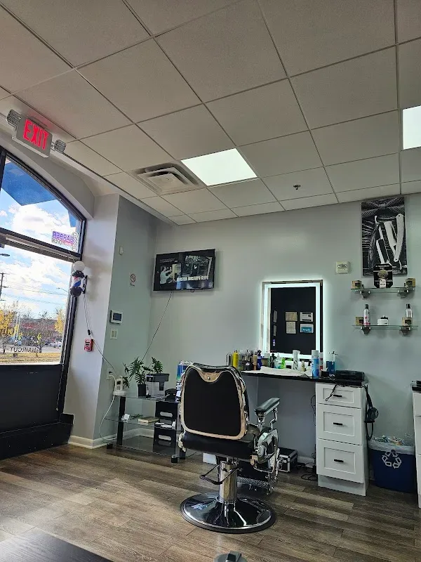 King Mostafa's Clips ~ حلاق عربي للرجال — Barber shop in Falls Church