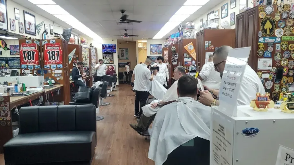 Del's Barber Shop Weston — Barber shop in Sunrise