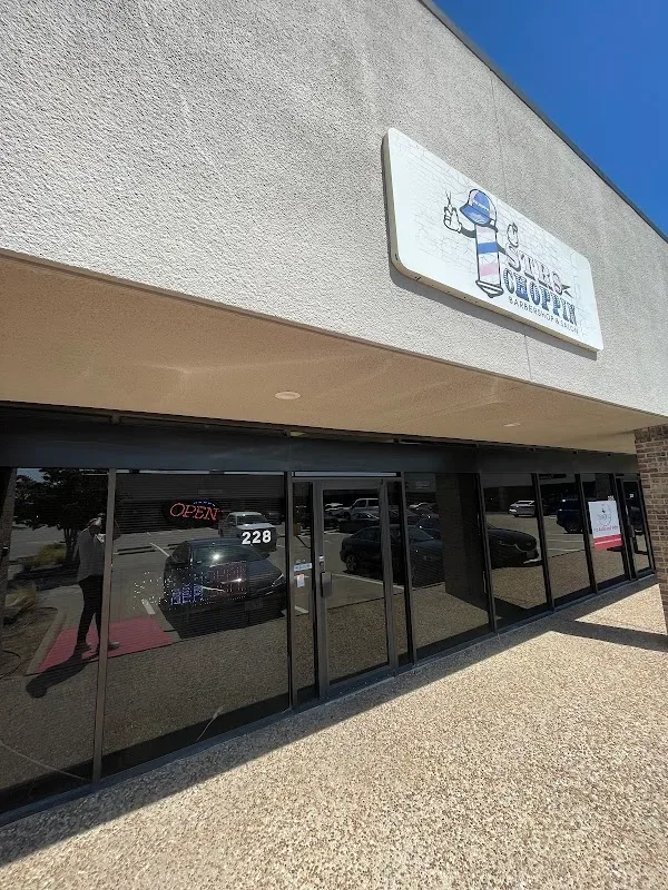 Str8 Choppin Barber Shop — Barber shop in Dallas