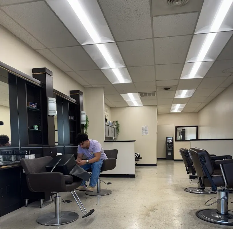 Trim Deluxe — Barber shop in Twinsburg