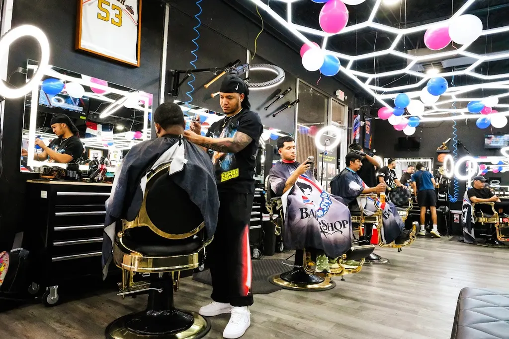 NENO STYLO BARBER SHOP — Barber shop in Houston