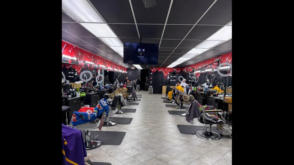 Diamond Image Cutz Barber Shop — Barber shop in Charlotte