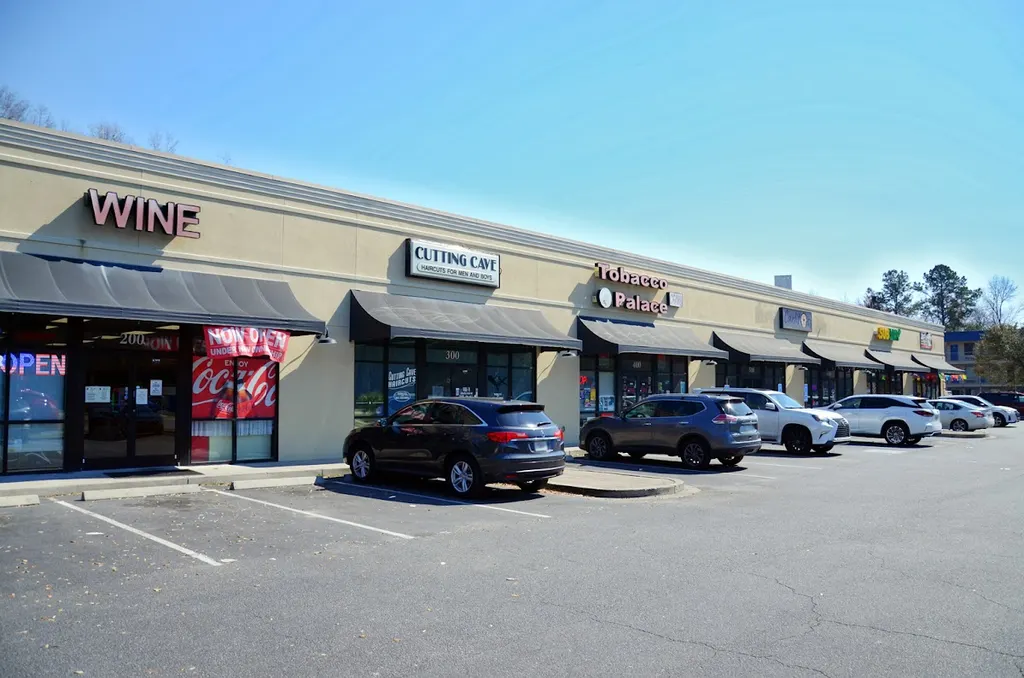 Cutting Cave — Barber shop in Pooler