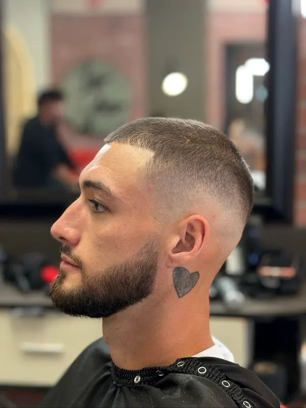 LA BARBER — Barber shop in Cumming