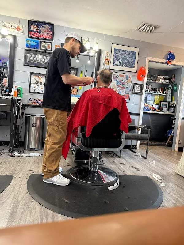 Billy's Corner Barber Shop — Barber shop in St. Petersburg