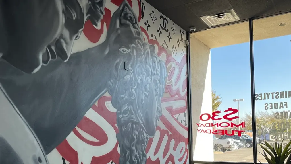 Royal Shave Barbershop — Barber shop in Garland