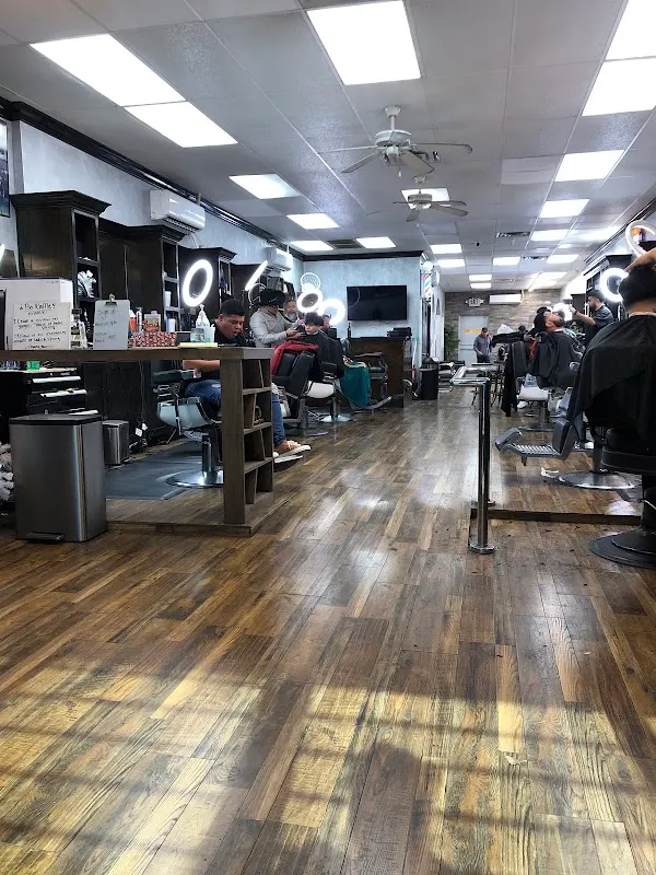 HOUSE OF FADES SPRING — Barber shop in Houston