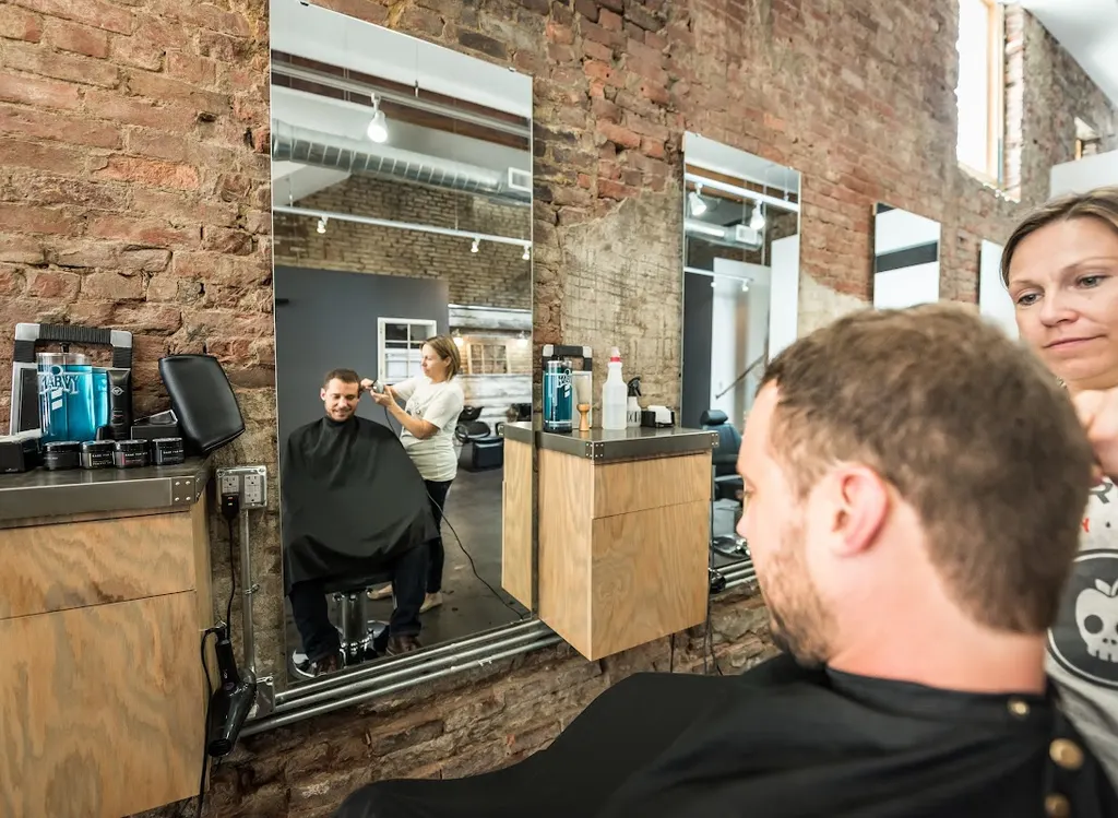 Beards and Beers Downtown Louisville — Barber shop in Louisville