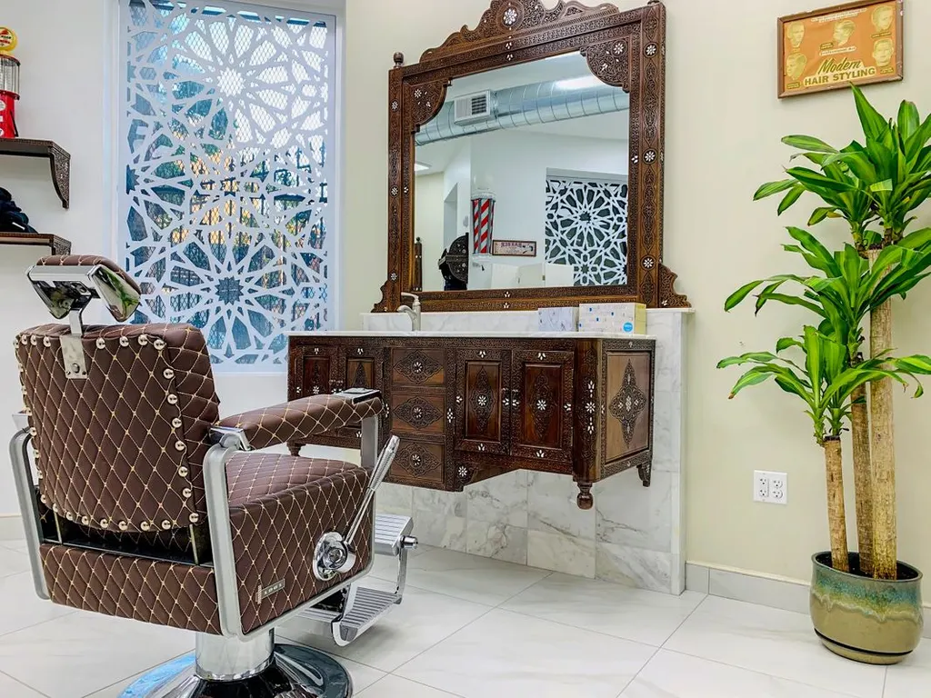 Levant Barber Shop — Barber shop in Chicago