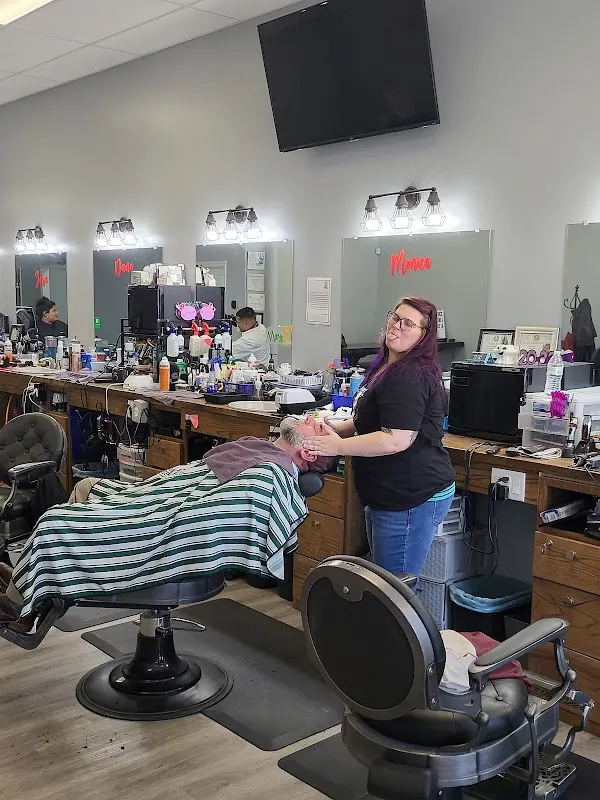 Legacy Barbers Of The Woodlands — Barber shop in Spring