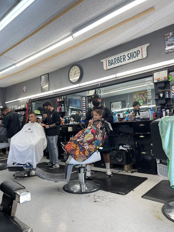 Razor Tite Barber Shop — Barber shop in New Braunfels
