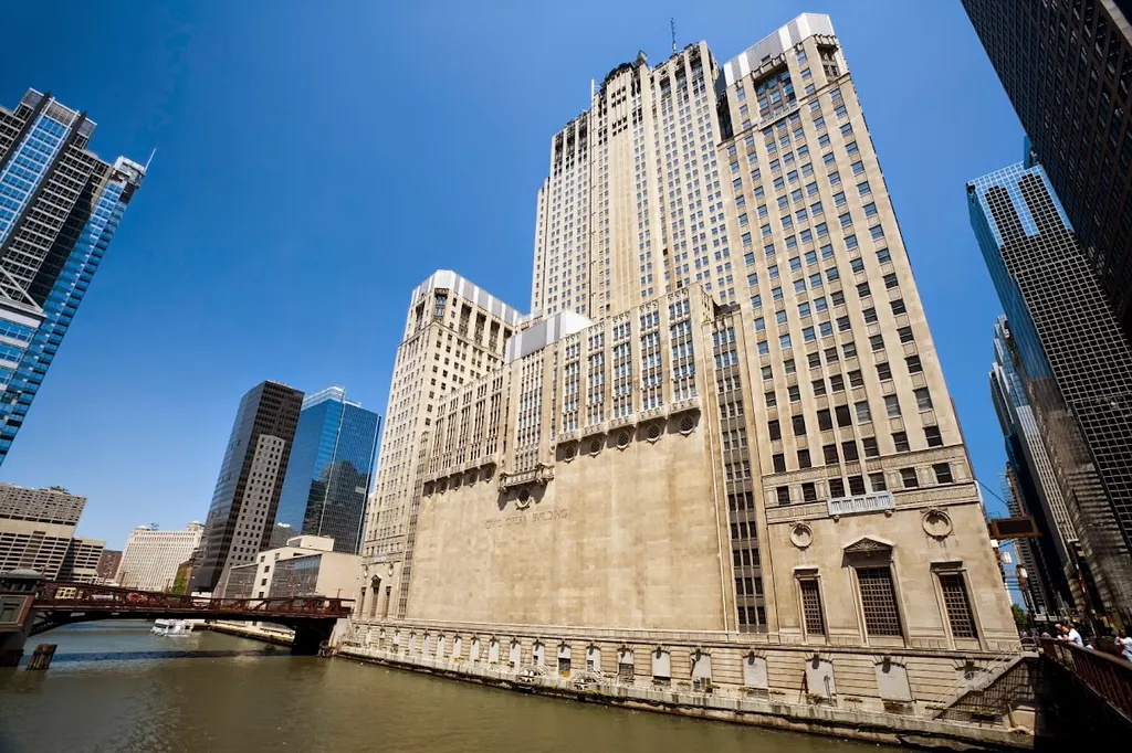 The Civic Opera Barber Shop — Barber shop in Chicago