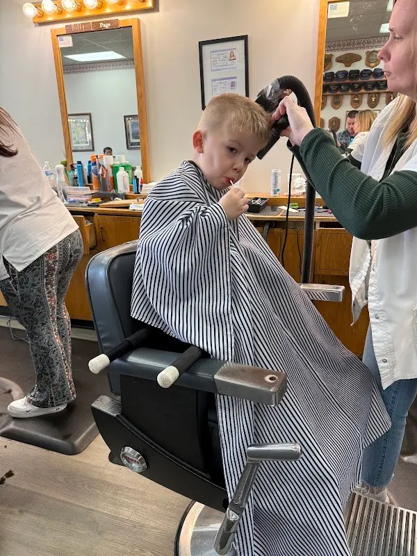 Williams Barber Shop — Barber shop in Goose Creek