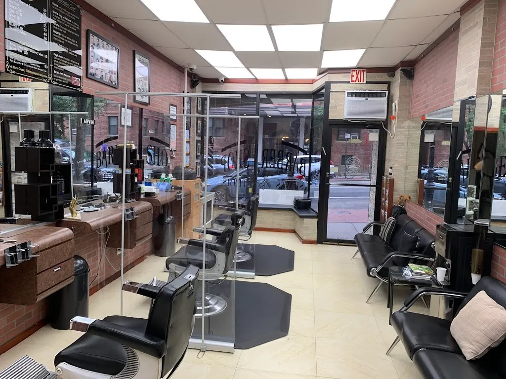 Skillman Barber Shop — Barber shop in Woodside